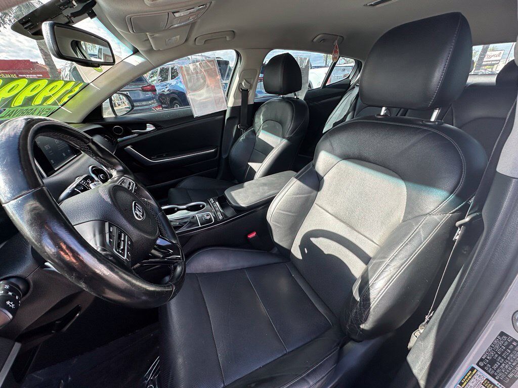 2018 Kia Stinger Base