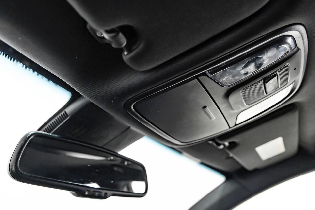 2018 Kia Stinger GT AWD AUTOMATICC LEATHER HEATED SEATS REAR CAMERA KEYLESS START BLUETOOTH Carrollton TX