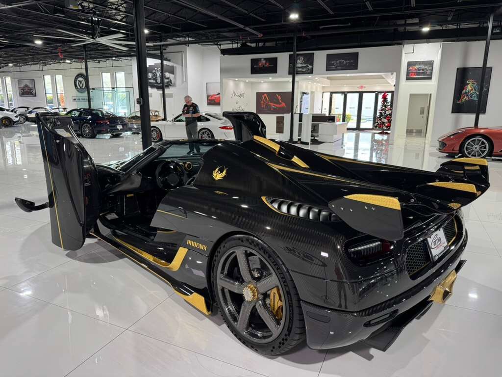 2018 Koenigsegg Agera RS Phoenix ONE OF ONE!! FULLY EXPOSED CARBON FIBER W/24K GOLD LEAF, BLACK ALCANTARA INTERIOR W/GOLD ACCENTS Fort Lauderdale FL