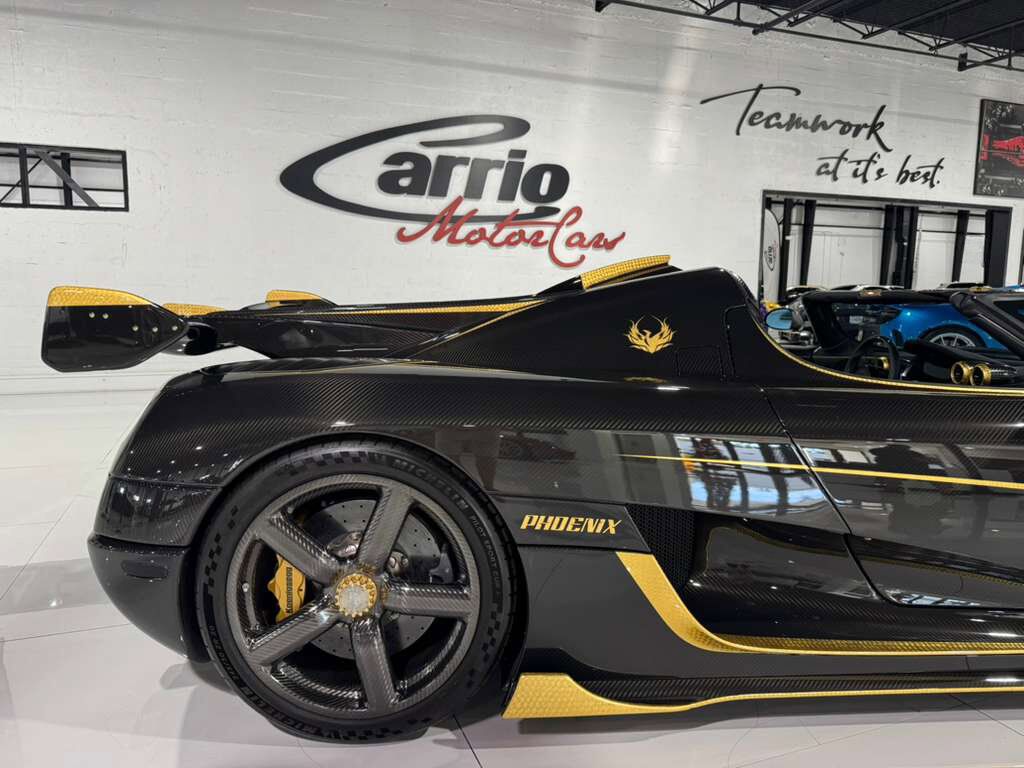 2018 Koenigsegg Agera RS Phoenix ONE OF ONE!! FULLY EXPOSED CARBON FIBER W/24K GOLD LEAF, BLACK ALCANTARA INTERIOR W/GOLD ACCENTS Fort Lauderdale FL
