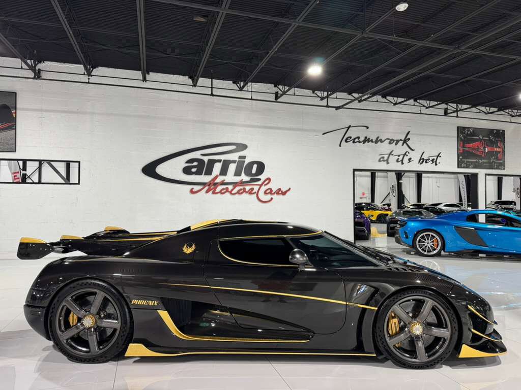 2018 Koenigsegg Agera RS Phoenix ONE OF ONE!! FULLY EXPOSED CARBON FIBER W/24K GOLD LEAF, BLACK ALCANTARA INTERIOR W/GOLD ACCENTS Fort Lauderdale FL
