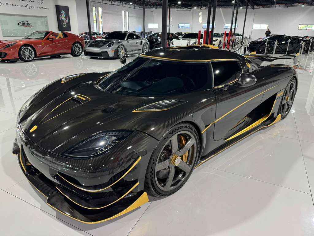 2018 Koenigsegg Agera RS Phoenix ONE OF ONE!! FULLY EXPOSED CARBON FIBER W/24K GOLD LEAF, BLACK ALCANTARA INTERIOR W/GOLD ACCENTS Fort Lauderdale FL