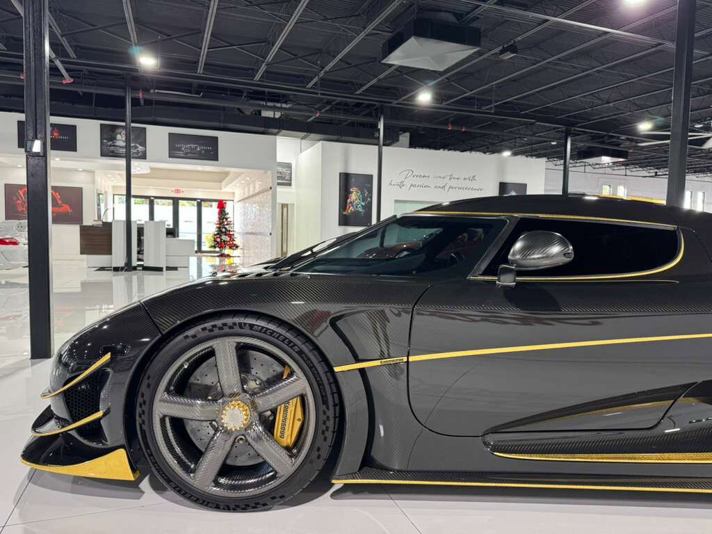 2018 Koenigsegg Agera RS Phoenix ONE OF ONE!! FULLY EXPOSED CARBON FIBER W/24K GOLD LEAF, BLACK ALCANTARA INTERIOR W/GOLD ACCENTS Fort Lauderdale FL