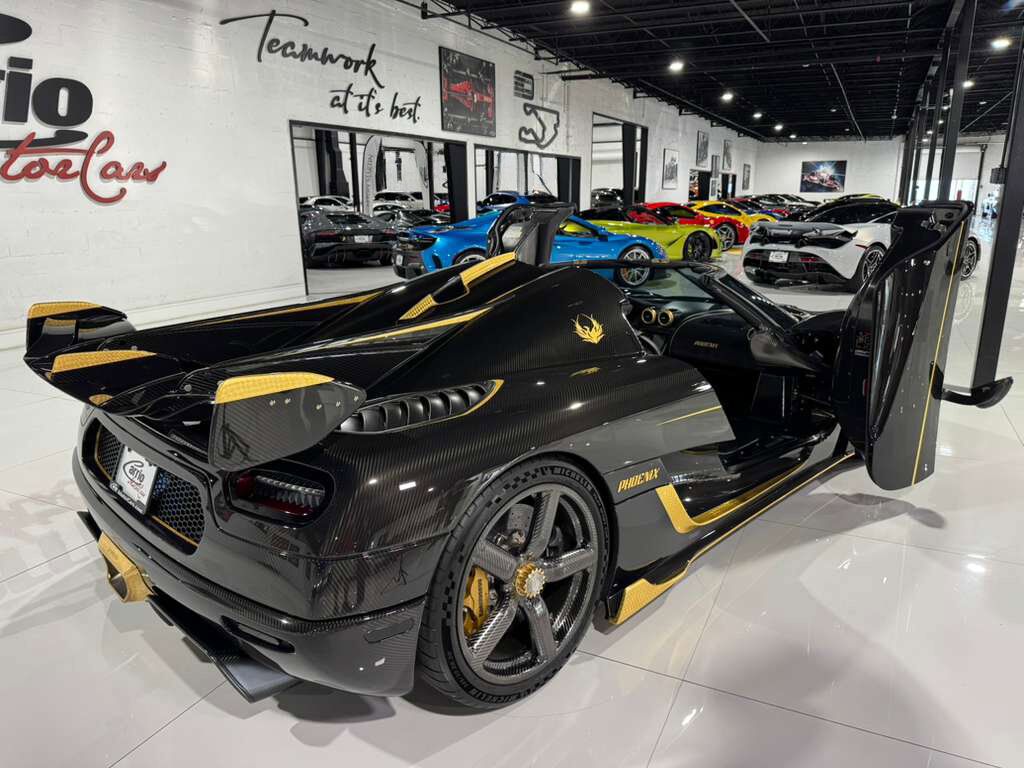 2018 Koenigsegg Agera RS Phoenix ONE OF ONE!! FULLY EXPOSED CARBON FIBER W/24K GOLD LEAF, BLACK ALCANTARA INTERIOR W/GOLD ACCENTS Fort Lauderdale FL