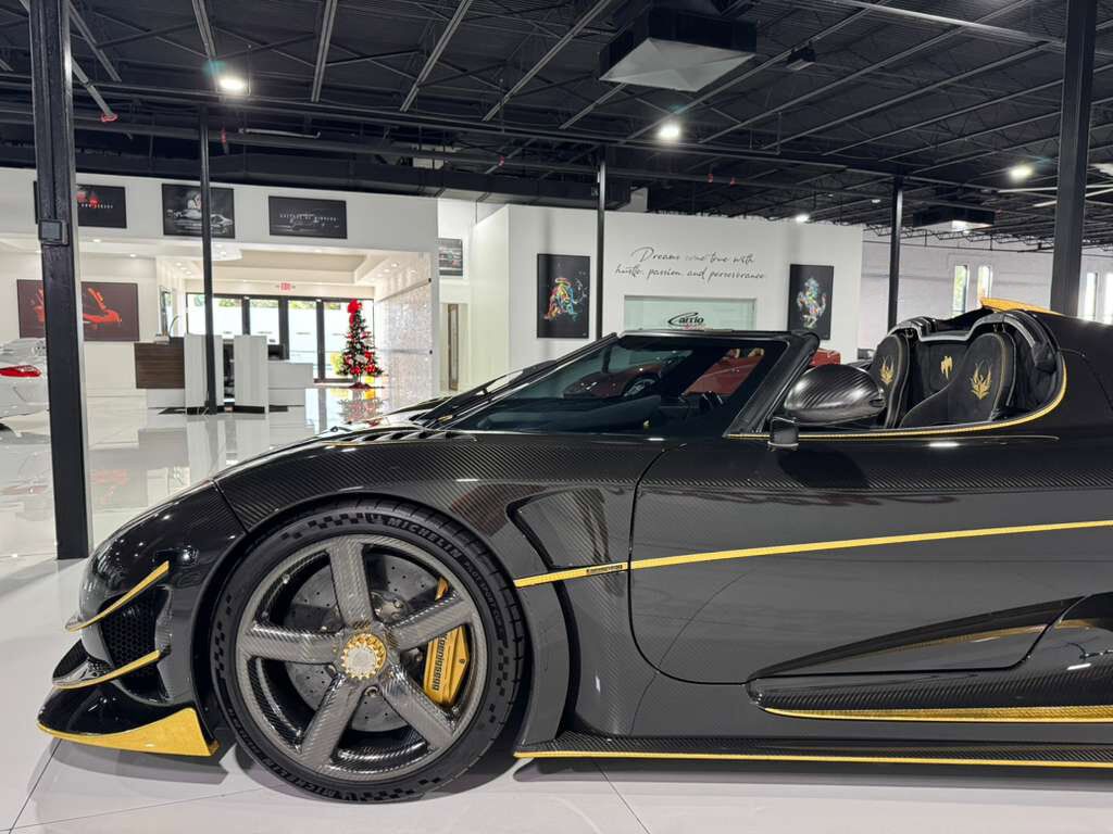 2018 Koenigsegg Agera RS Phoenix ONE OF ONE!! FULLY EXPOSED CARBON FIBER W/24K GOLD LEAF, BLACK ALCANTARA INTERIOR W/GOLD ACCENTS Fort Lauderdale FL