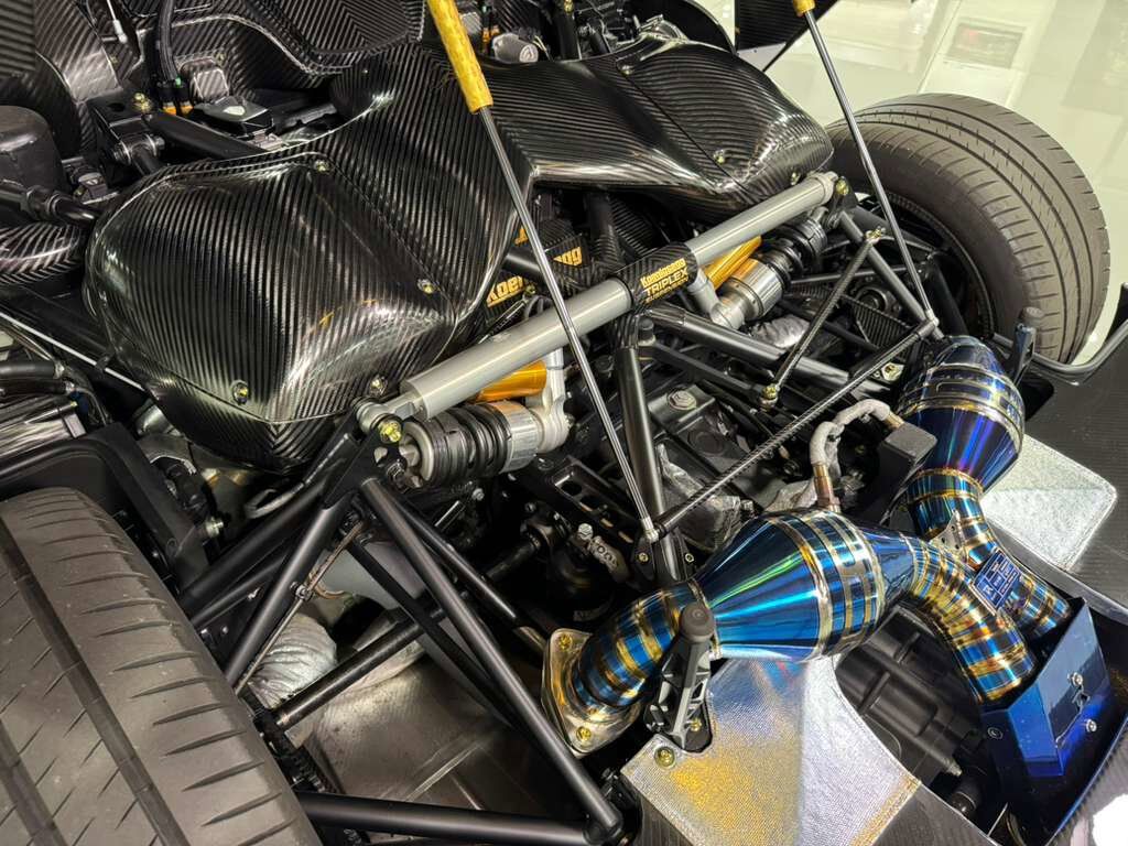 2018 Koenigsegg Agera RS Phoenix ONE OF ONE!! FULLY EXPOSED CARBON FIBER W/24K GOLD LEAF, BLACK ALCANTARA INTERIOR W/GOLD ACCENTS Fort Lauderdale FL