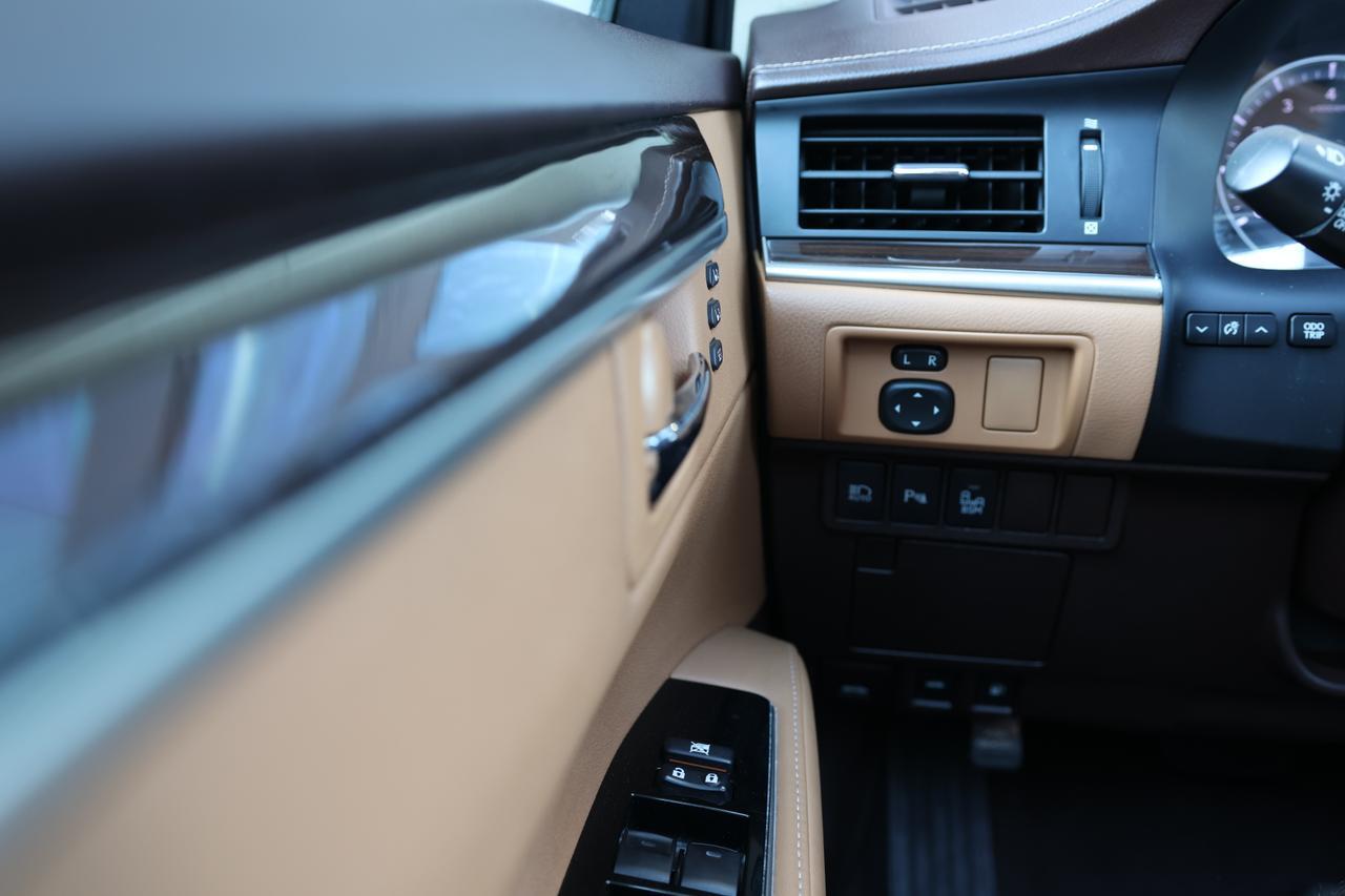2018 LEXUS ES 350 Houston TX