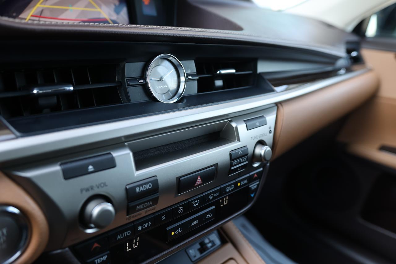 2018 LEXUS ES 350 Houston TX