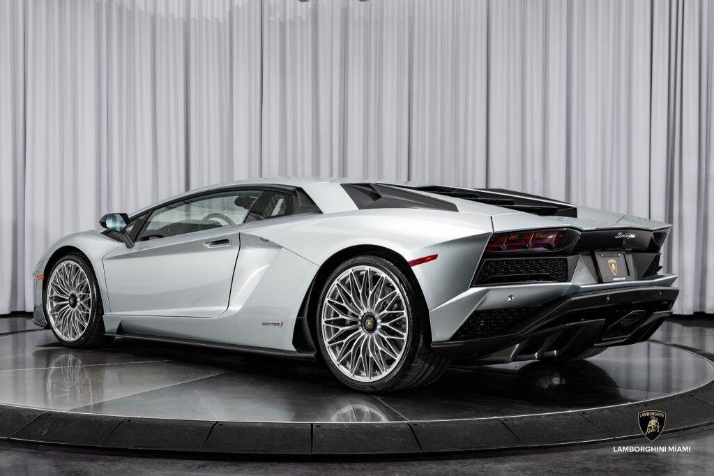2018 Lamborghini Aventador S North Miami Beach FL