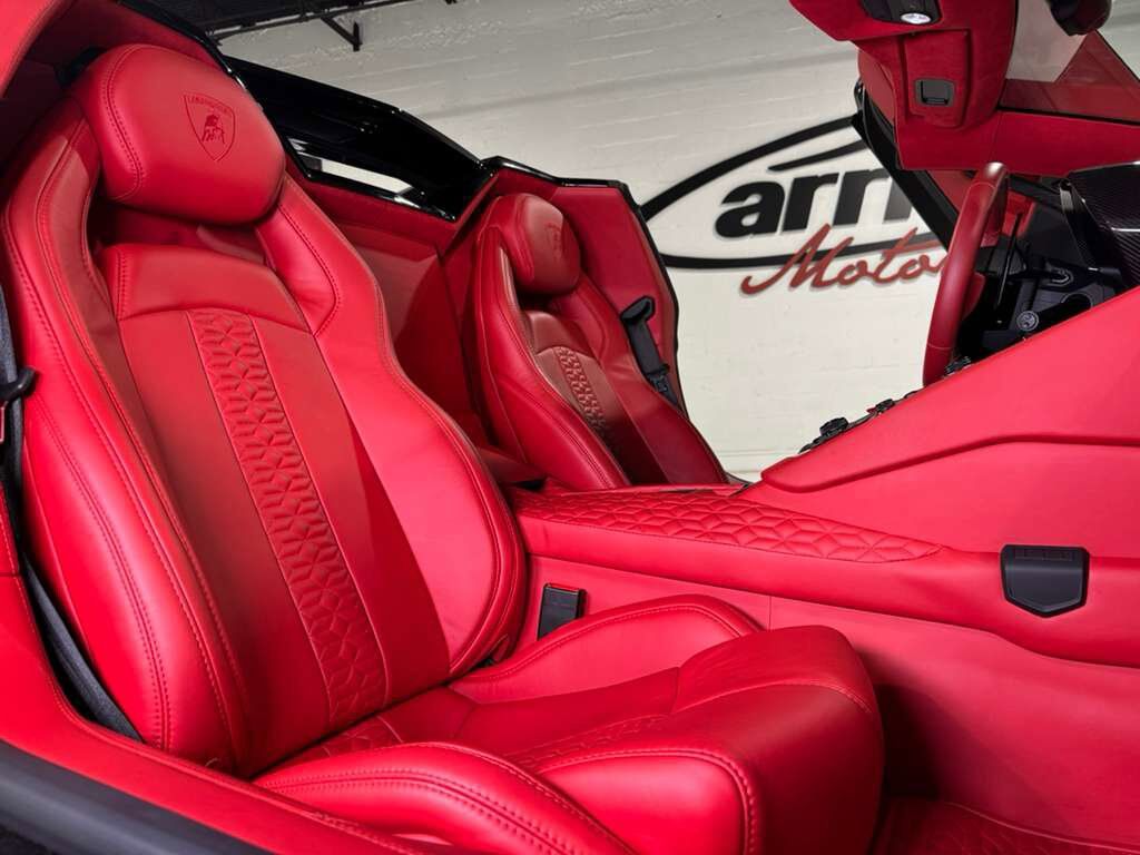 2018 Lamborghini Aventador S Roadster custom interior, Sensonum audio system, interior carbon trim AND MUCH MORE!! Fort Lauderdale FL