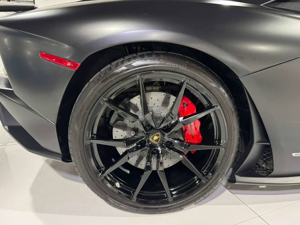 2018 Lamborghini Aventador S Roadster custom interior, Sensonum audio system, interior carbon trim AND MUCH MORE!! Fort Lauderdale FL