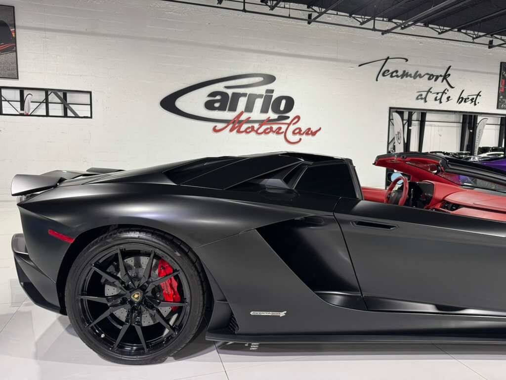 2018 Lamborghini Aventador S Roadster custom interior, Sensonum audio system, interior carbon trim AND MUCH MORE!! Fort Lauderdale FL