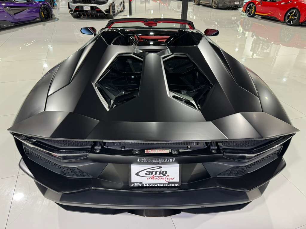 2018 Lamborghini Aventador S Roadster custom interior, Sensonum audio system, interior carbon trim AND MUCH MORE!! Fort Lauderdale FL
