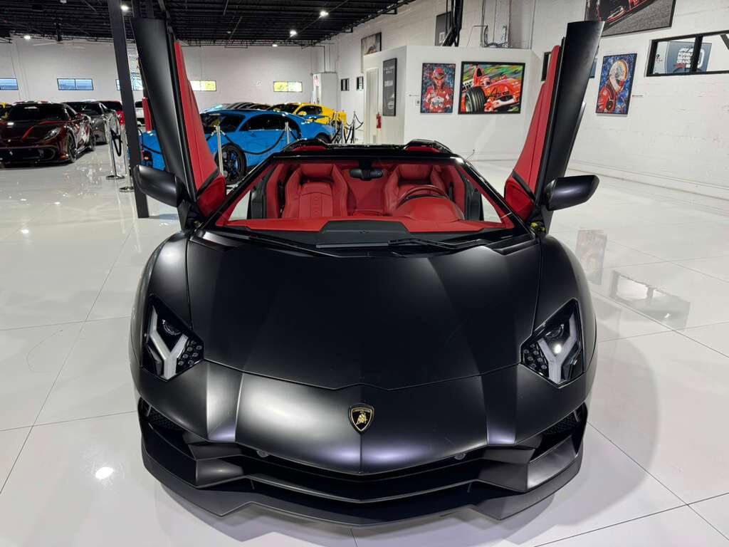 2018 Lamborghini Aventador S Roadster custom interior, Sensonum audio system, interior carbon trim AND MUCH MORE!! Fort Lauderdale FL