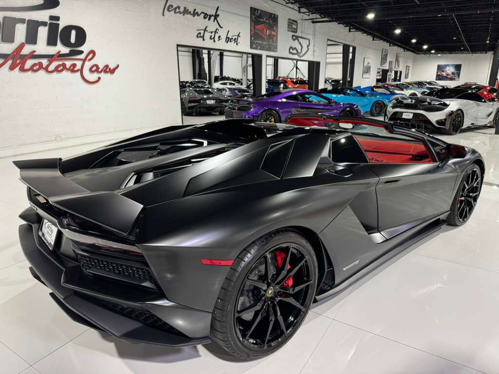 2018 Lamborghini Aventador S Roadster custom interior, Sensonum audio system, interior carbon trim AND MUCH MORE!! Fort Lauderdale FL