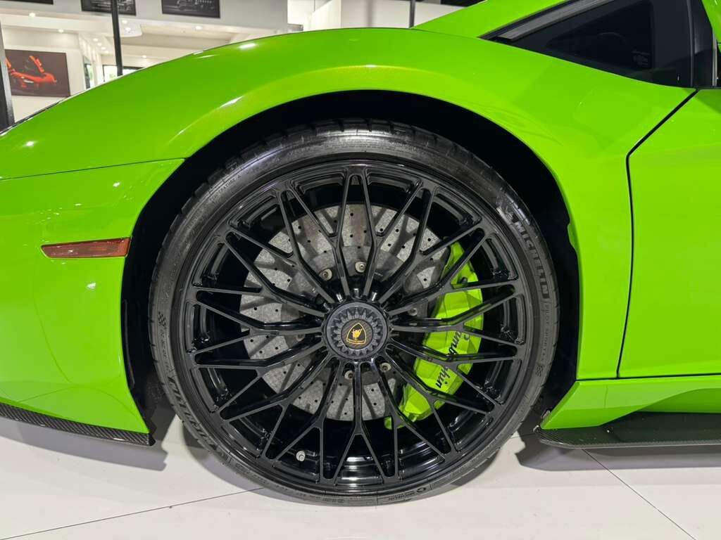 2018 Lamborghini Aventador S Verde Mantis paint/calipers, exterior carbon, Ad Personam leather interior AND MUCH MORE!! Fort Lauderdale FL