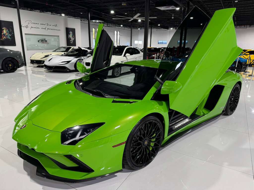 2018 Lamborghini Aventador S Verde Mantis paint/calipers, exterior carbon, Ad Personam leather interior AND MUCH MORE!! Fort Lauderdale FL