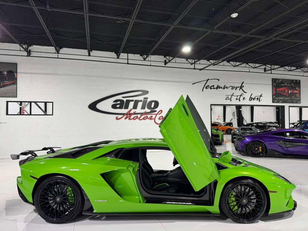 2018 Lamborghini Aventador S Verde Mantis paint/calipers, exterior carbon, Ad Personam leather interior AND MUCH MORE!! Fort Lauderdale FL