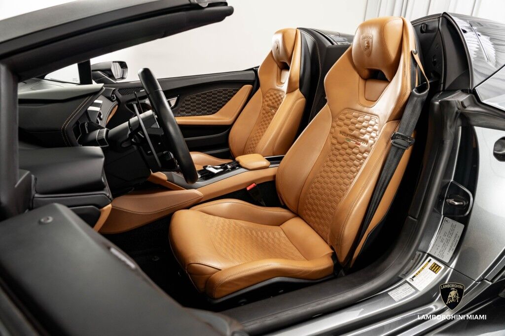 2018 Lamborghini Huracan LP 580-2 Spyder North Miami Beach FL