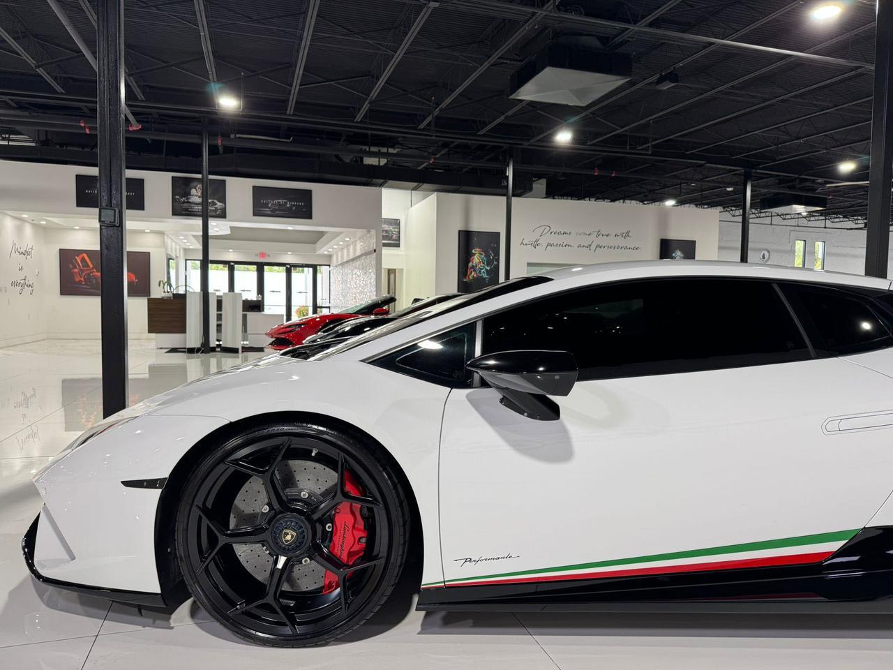 2018 Lamborghini Huracan Performante Bianco Monocerus paint, Sensonum audio, forged carbon & MUCH MORE!! Fort Lauderdale FL