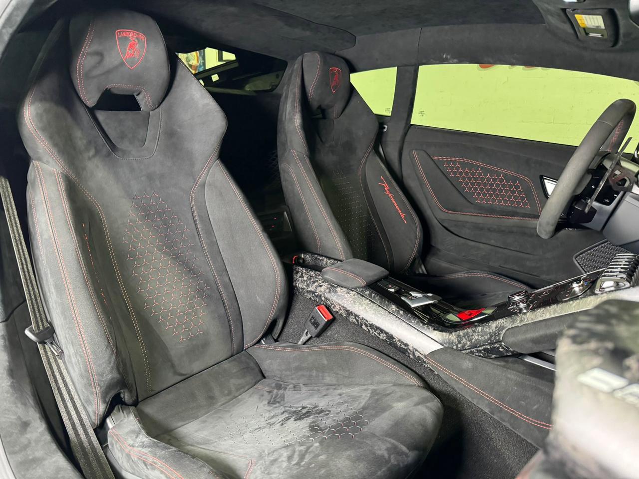 2018 Lamborghini Huracan Performante Bianco Monocerus paint, Sensonum audio, forged carbon & MUCH MORE!! Fort Lauderdale FL