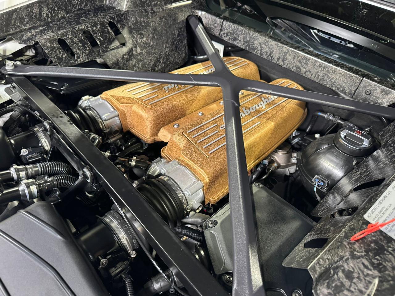 2018 Lamborghini Huracan Performante Bianco Monocerus paint, Sensonum audio, forged carbon & MUCH MORE!! Fort Lauderdale FL