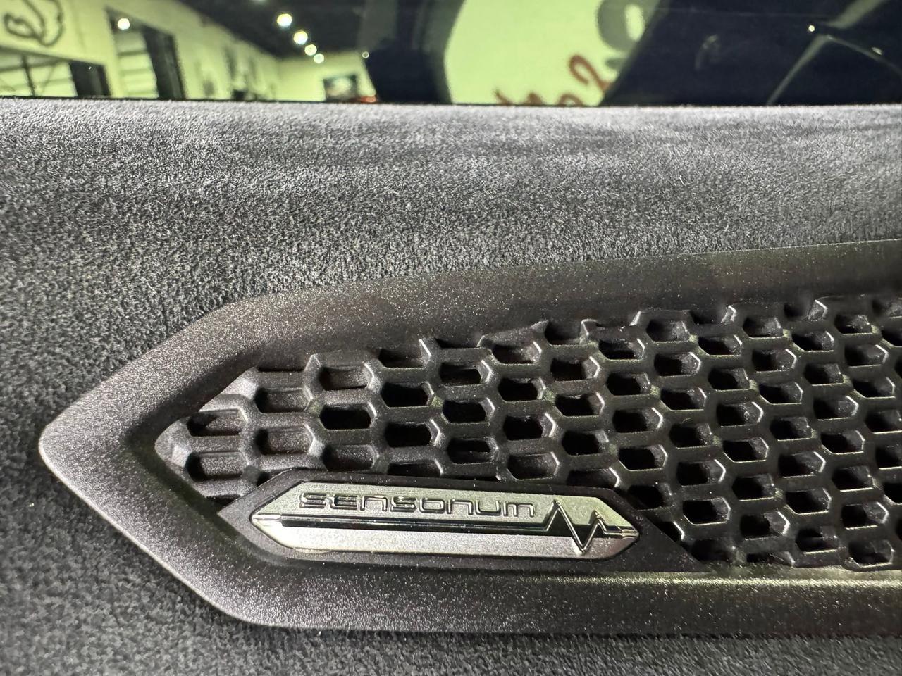 2018 Lamborghini Huracan Performante Bianco Monocerus paint, Sensonum audio, forged carbon & MUCH MORE!! Fort Lauderdale FL