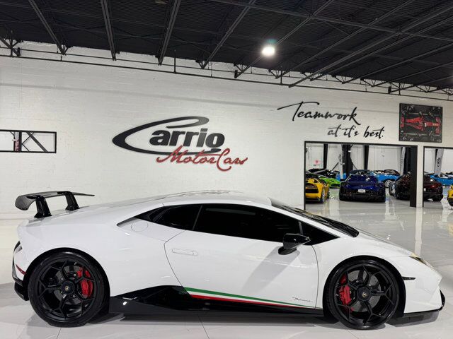 2018 Lamborghini Huracan Performante Bianco Monocerus paint, Sensonum audio, forged carbon & MUCH MORE!! Fort Lauderdale FL