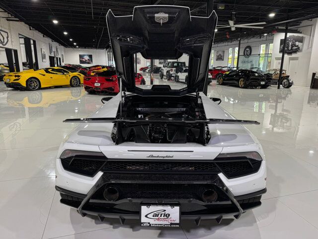 2018 Lamborghini Huracan Performante Bianco Monocerus paint, Sensonum audio, forged carbon & MUCH MORE!! Fort Lauderdale FL