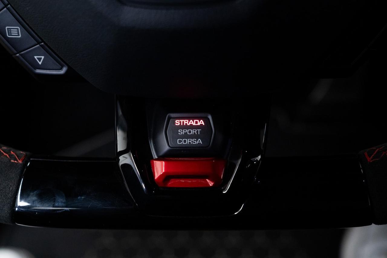 2018 Lamborghini Huracan Performante Front Lift Forged Carbon Trim CCB Portland OR