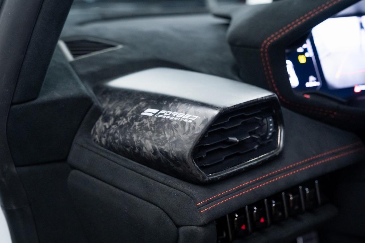 2018 Lamborghini Huracan Performante Front Lift Forged Carbon Trim CCB Portland OR