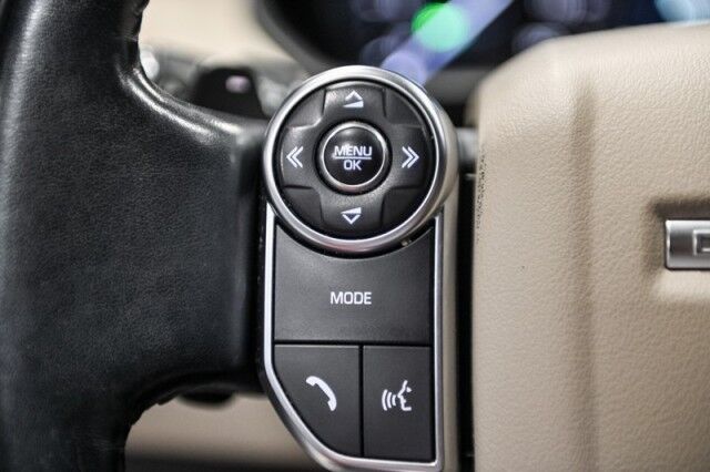 2018 Land Rover Discovery SE photo 24