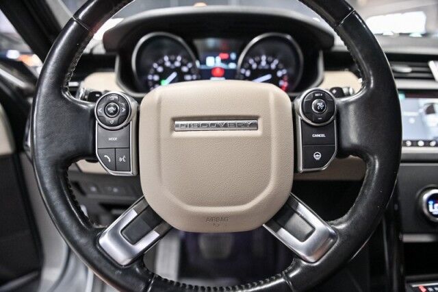 2018 Land Rover Discovery SE photo 22