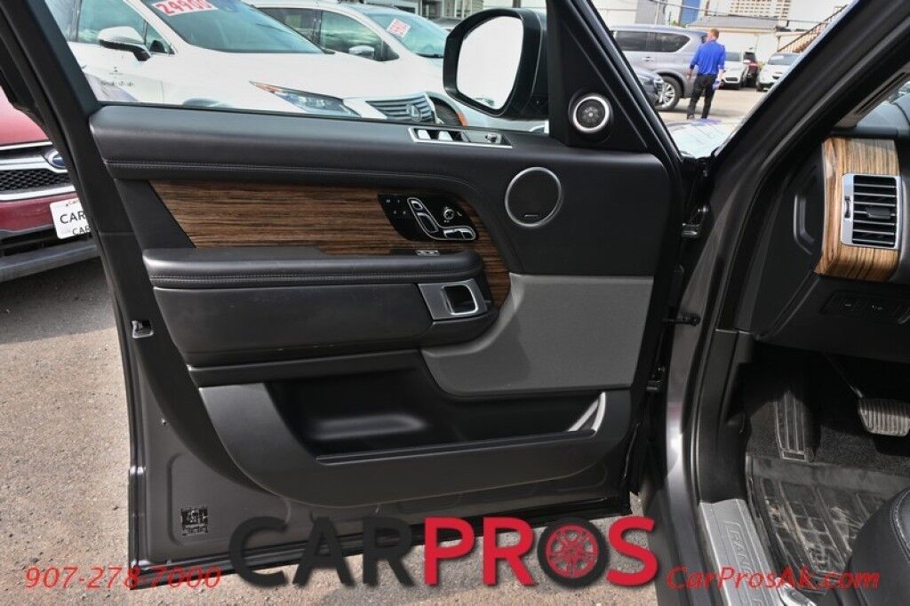 2018 Land Rover Range Rover HSE - 3.0L V6 Supercharged Engine - Keyless Entry & Start - Heated Memory Leather Seats - Heated Steering Wheel - HUD - Meridian Sound System - Panoramic Sunroof - Lane Departure & Blind Spot Alert - Rear Climate Control - Power Lift Gate Anchorage AK