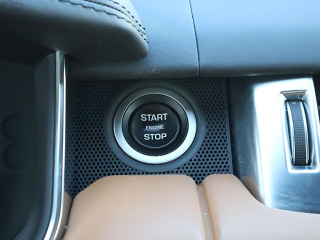 2018 Land Rover Range Rover Sport HSE Dynamic Oshkosh WI 2018 Land Rover Range Rover Sport HSE Dynamic Oshkosh WI