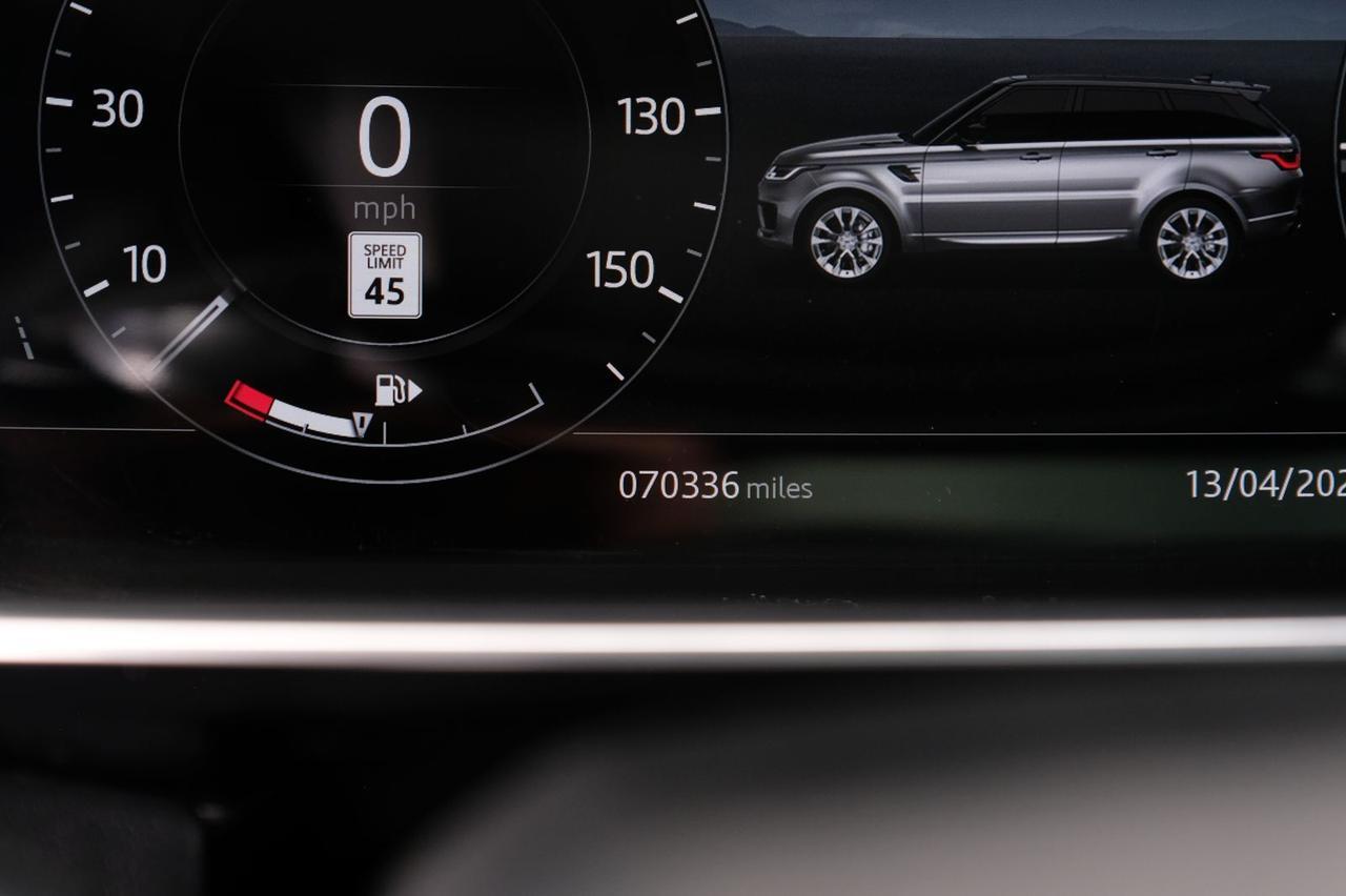 2018 Land Rover Range Rover Sport HSE - Photo 18