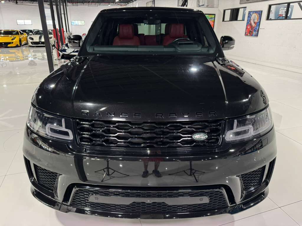 2018 Land Rover Range Rover Sport V8 Supercharged, pano roof, Meridian audio, 360 camera, rear entertainment AND MUCH MORE!!