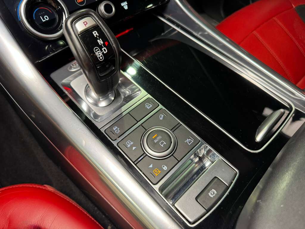 2018 Land Rover Range Rover Sport V8 Supercharged, pano roof, Meridian audio, 360 camera, rear entertainment AND MUCH MORE!! Fort Lauderdale FL