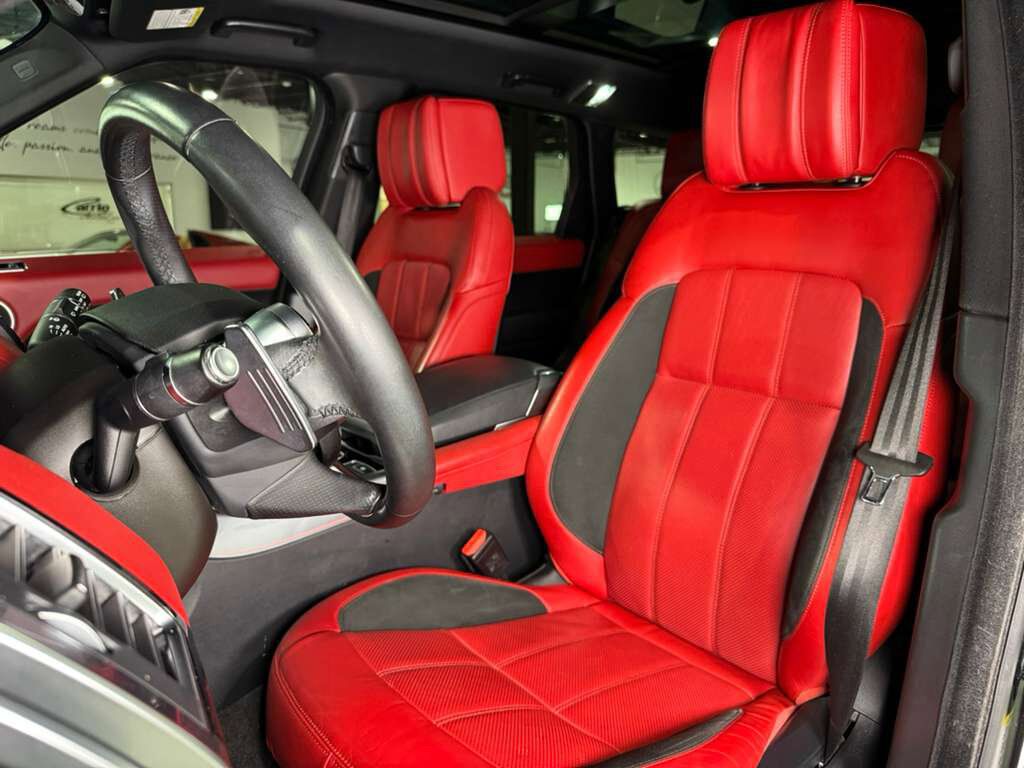 2018 Land Rover Range Rover Sport V8 Supercharged, pano roof, Meridian audio, 360 camera, rear entertainment AND MUCH MORE!! Fort Lauderdale FL