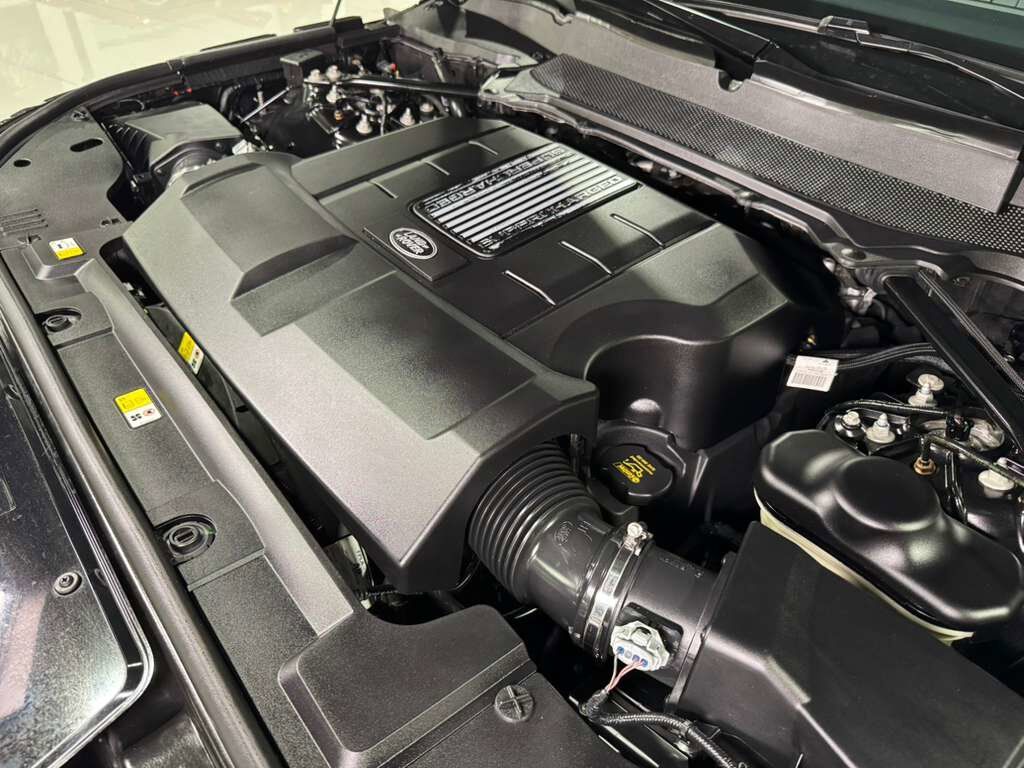 2018 Land Rover Range Rover Sport V8 Supercharged, pano roof, Meridian audio, 360 camera, rear entertainment AND MUCH MORE!! Fort Lauderdale FL