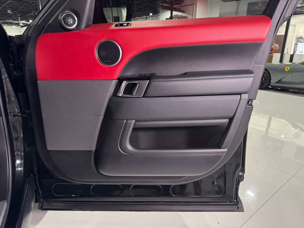 2018 Land Rover Range Rover Sport V8 Supercharged, pano roof, Meridian audio, 360 camera, rear entertainment AND MUCH MORE!! Fort Lauderdale FL