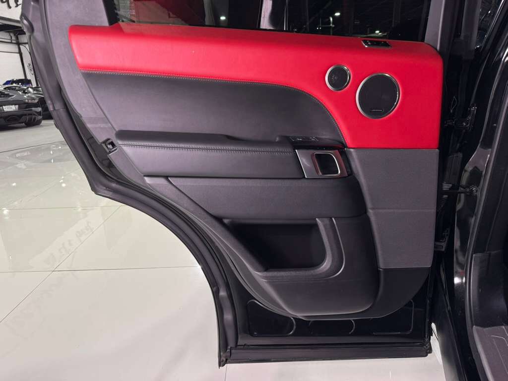 2018 Land Rover Range Rover Sport V8 Supercharged, pano roof, Meridian audio, 360 camera, rear entertainment AND MUCH MORE!! Fort Lauderdale FL