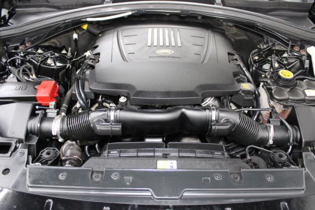 2018 Land Rover Range Rover Velar P380 SE R-Dynamic Chantilly VA