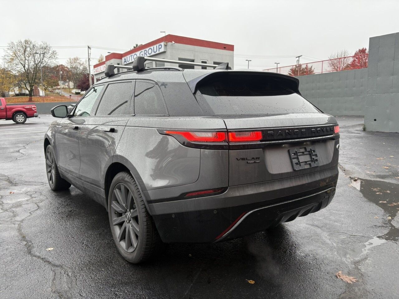 2018 Land Rover Range Rover Velar R-Dynamic HSE Fitchburg MA
