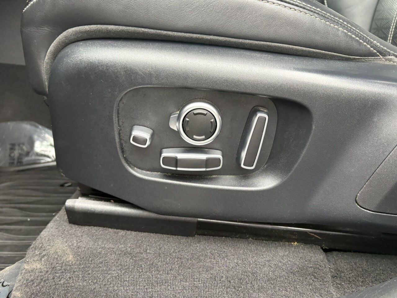 2018 Land Rover Range Rover Velar R-Dynamic HSE Fitchburg MA