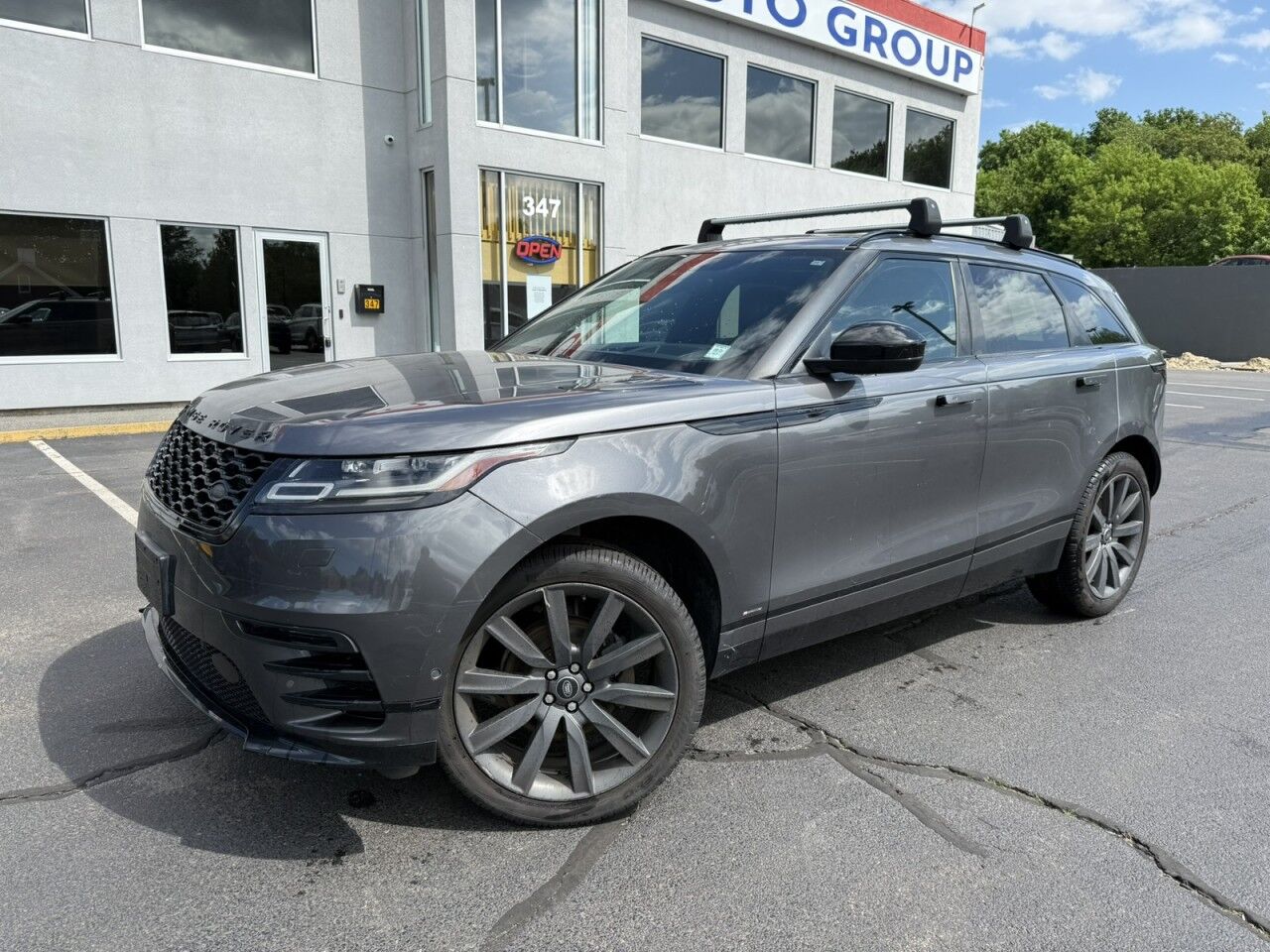 2018 Land Rover Range Rover Velar R-Dynamic HSE Si4's photo