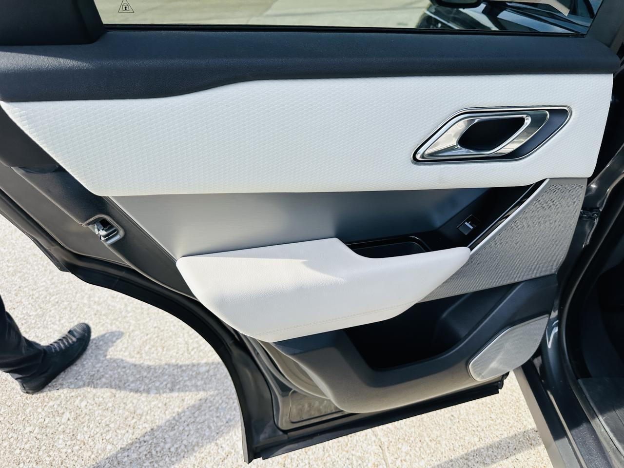 2018 Land Rover Range Rover Velar R-Dynamic SE  3.0L V6 Supercharged Dallas TX