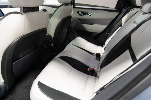 2018 Land Rover Range Rover Velar R-Dynamic SE 4dr SUV Chicago IL