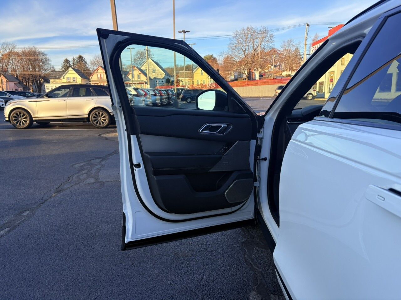 2018 Land Rover Range Rover Velar R-Dynamic SE Fitchburg MA