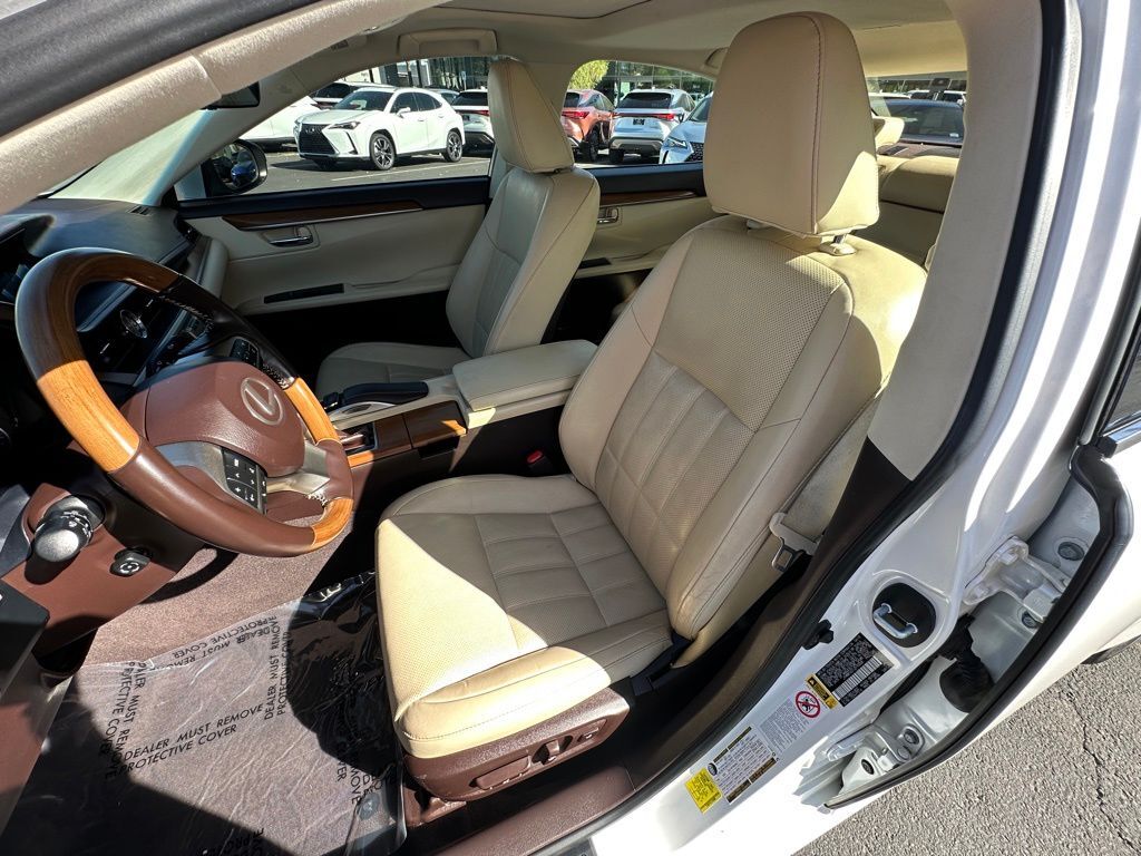 2018 Lexus ES 300h